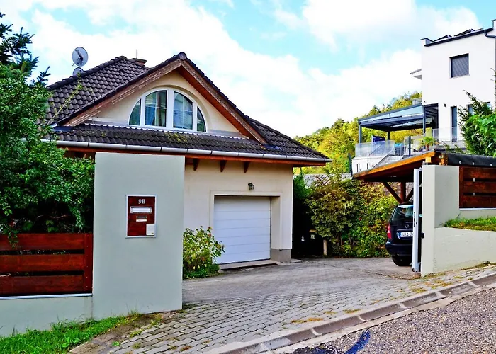 Apartament Anna Budaörs